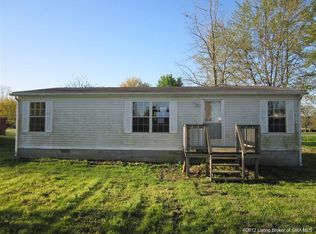 497 W Oak St, Campbellsburg, IN 47108