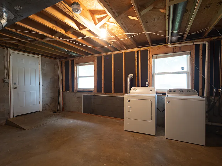 8 Upman Ct — Photo 16