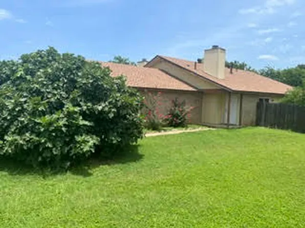 2305 Rising Sun Cv #B, Round Rock, TX 78664