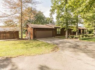 11824 McAlister Rd, Little Rock, AR 72206