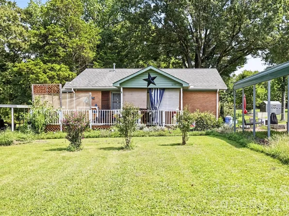 1250 Honeywood Ln, Rock Hill, SC 29730