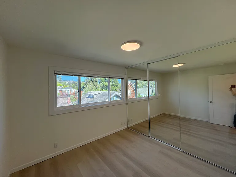 2511 Prince St #9 — Photo 21