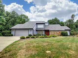 3244 Tawny Leaf Ct, Sidney, OH 45365