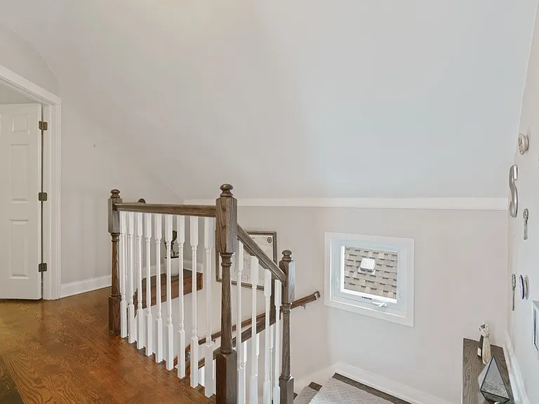3127 N Kenmore Ave #2 — Photo 13