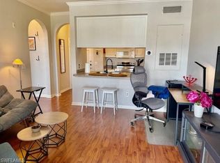 860 N Orange Ave APT 464, Orlando, FL 32801