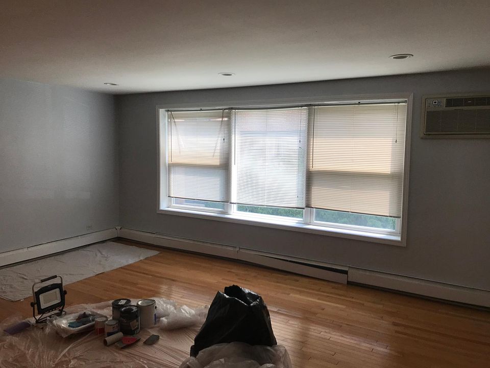 1st image of 2909 W Summerdale Ave #1C