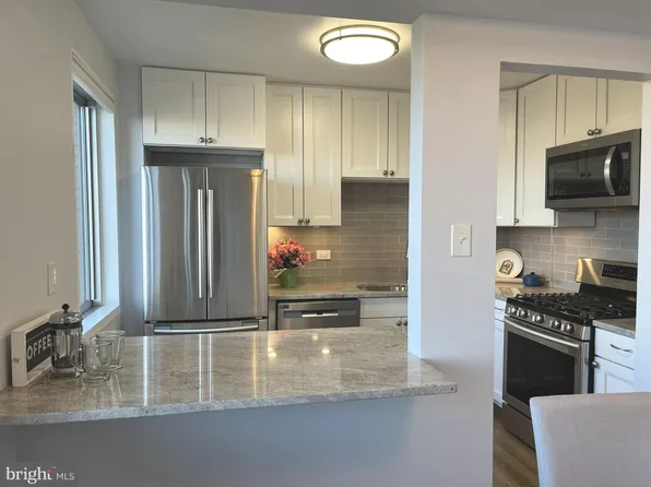 8315 N Brook Ln #2902, Bethesda, MD 20814