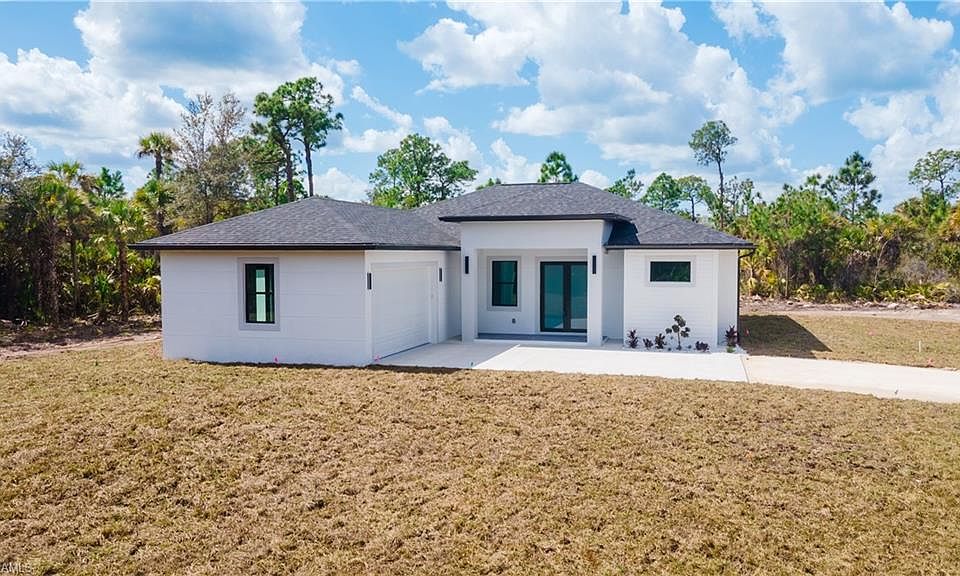 1st image of 1745 Everglades BLVD S