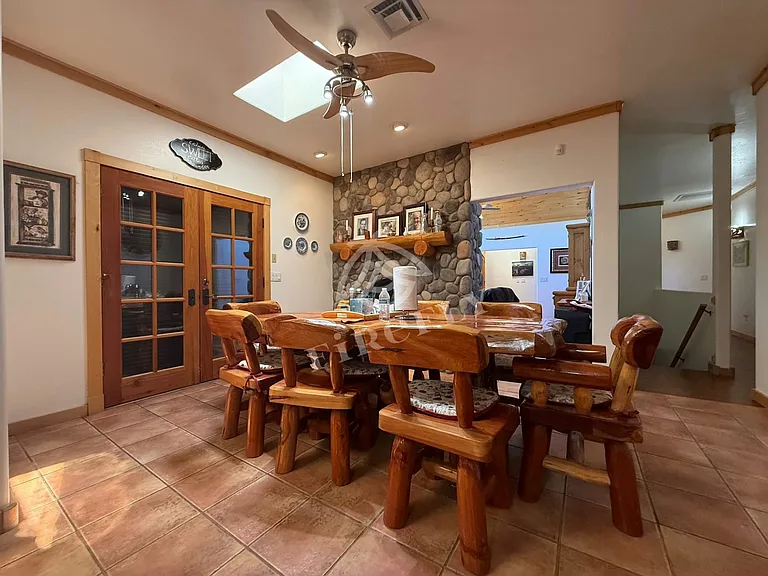 1847 Solomon Cir — Photo 8