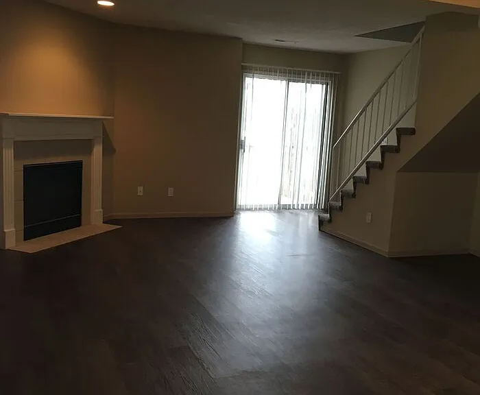 908 Garden Way — Photo 25