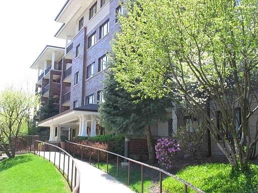 1st image of 1700 2nd St APT 203