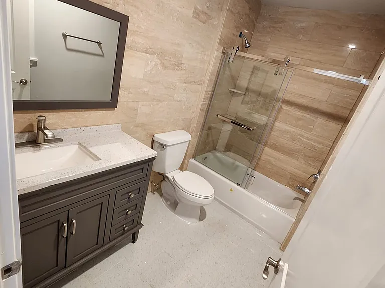 1075 N Los Robles Ave #101 — Photo 4