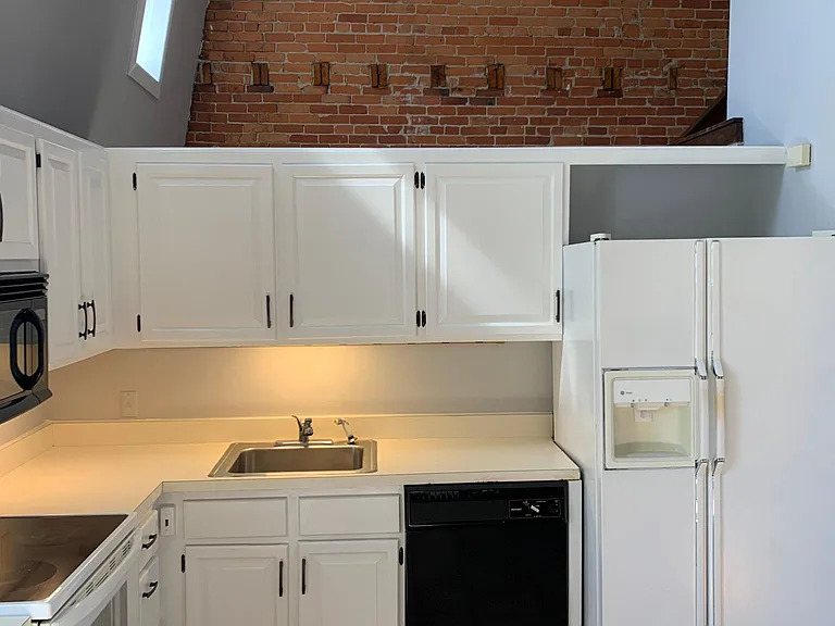 23 Capitol Ave #3 — Photo 22