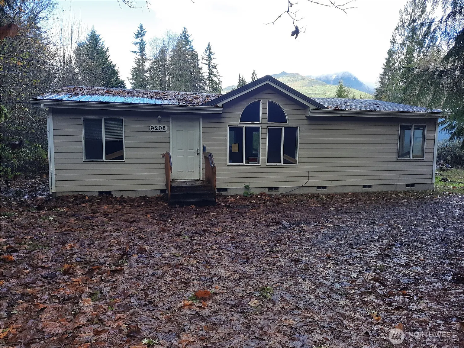 9202 Thunderbird Lane photo 1