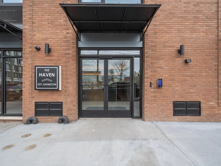 3372 Johnston Ave #307 — Photo 22