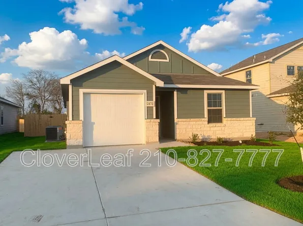 2172 Darst Dr, Seguin, TX 78155