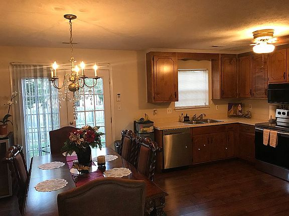 Kitchen-Granite Counter Soon