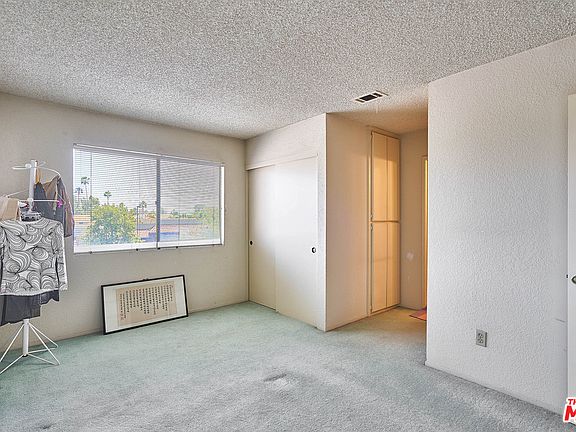 4th image of 1059 Mount Olive Dr #9