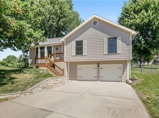 1010 NE 103rd Ter, Kansas City, MO 64155