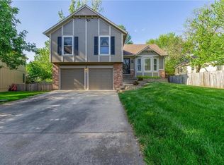 6478 Payne St, Shawnee, KS 66226