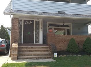 2064 Waterbury Rd, Lakewood, OH 44107