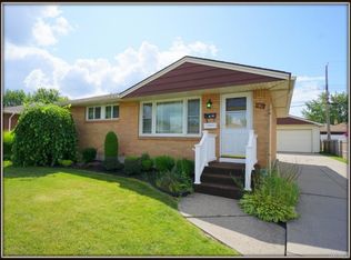 161 Diane Dr, Cheektowaga, NY 14225