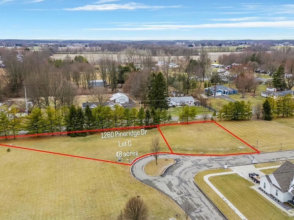 2nd image of 1260 Pineridge Dr