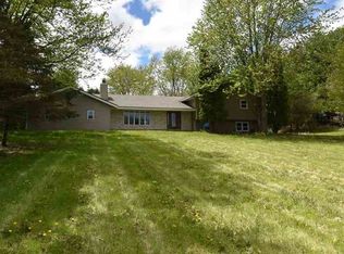 5015 Brockham Ct, Woodstock, IL 60098