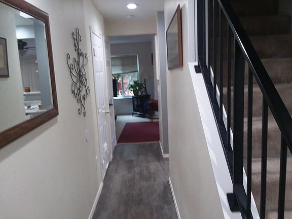 5th image of 7127 SW Sagert St Unit 105