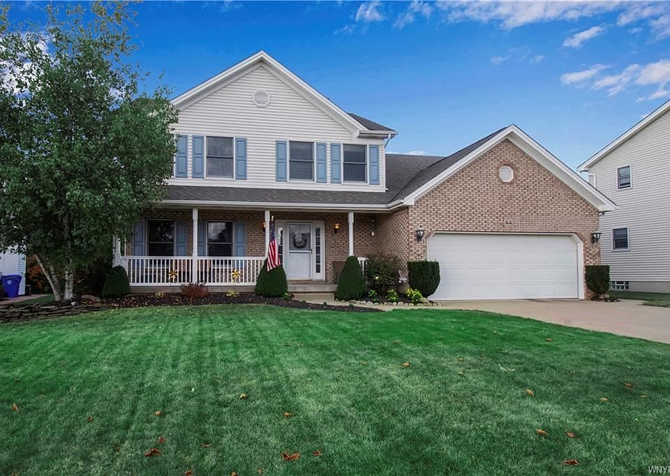 1st image of 44 Dennybrooke Ln
