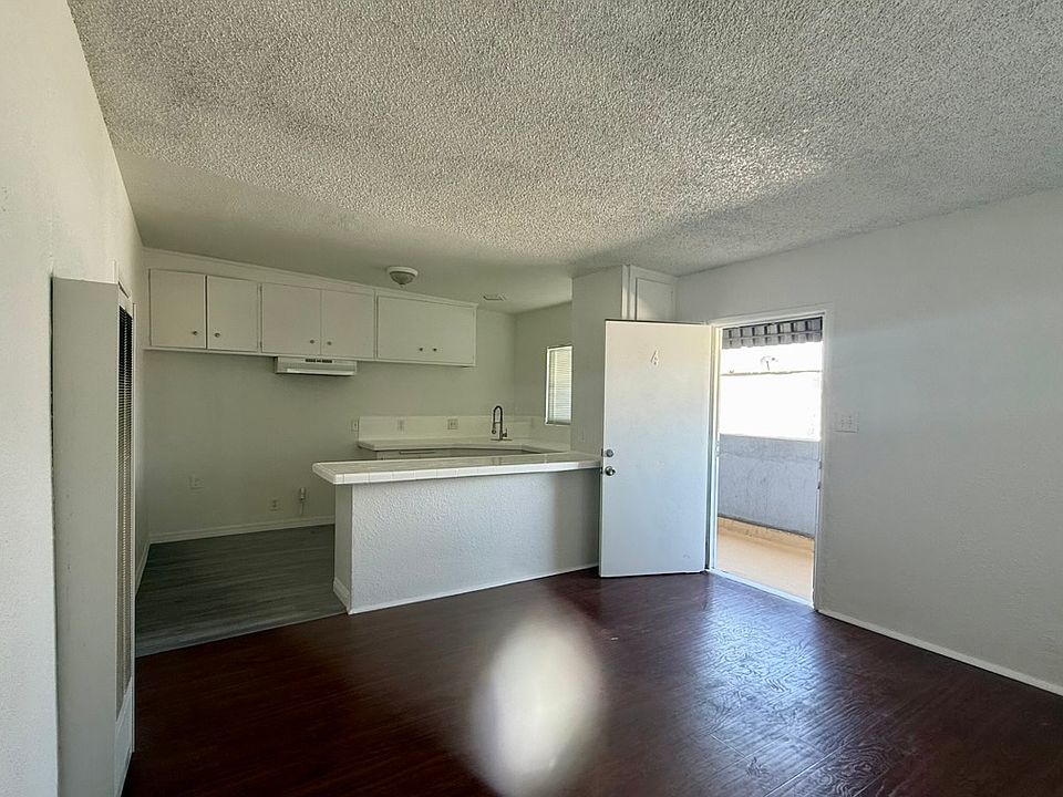 1st image of 1805 W 83rd St APT 4