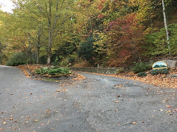 Entrance Black Mtn. Estates