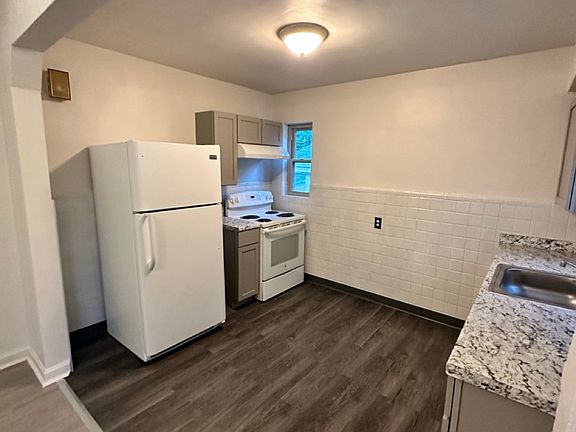 5th image of 2631 Bremont Ave #2