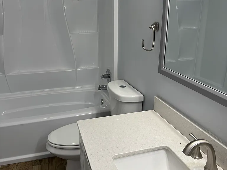 3219 Doctors Lake Dr — Photo 9