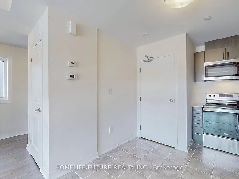 235 McLevin Ave #21 — Photo 15