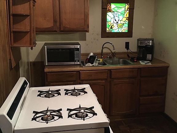 5th image of 1804 College Ave