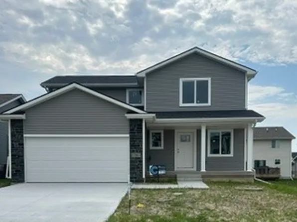 706 Oak Ridge Dr, Ankeny, IA 50021