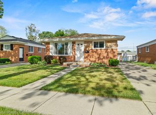 5910 N Lafayette St, Dearborn Heights, MI 48127