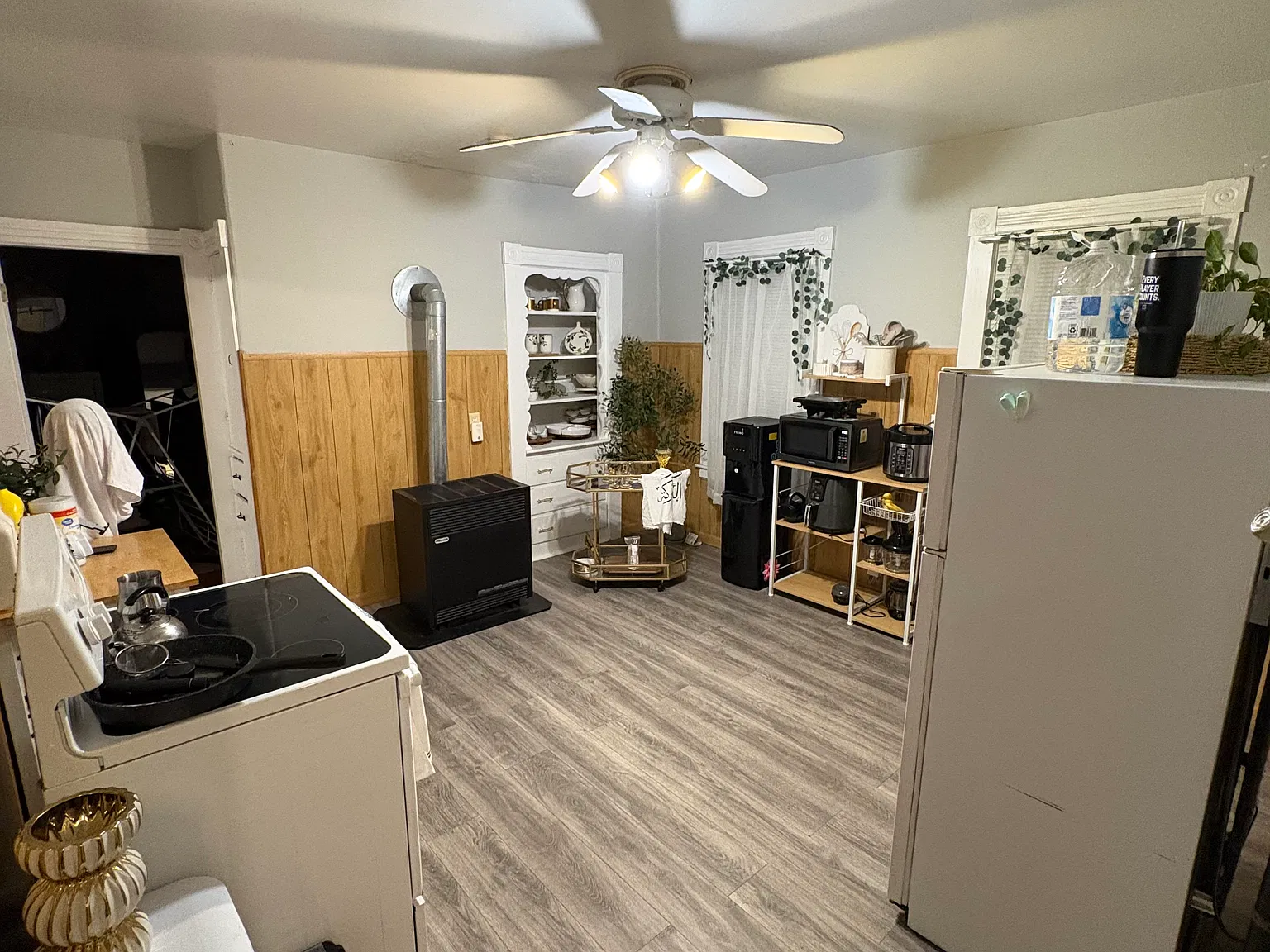 2 bed, 800 sqft, $1,650 — Photo 3