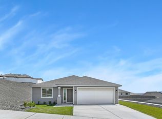 2835 S Penn St, Kennewick, WA 99338