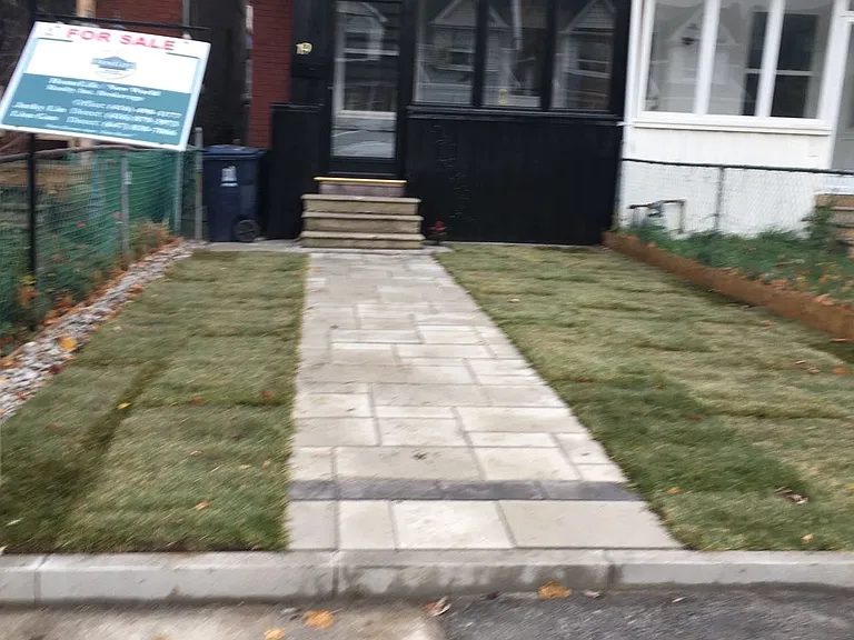 19 Britannia Ave — Photo 24