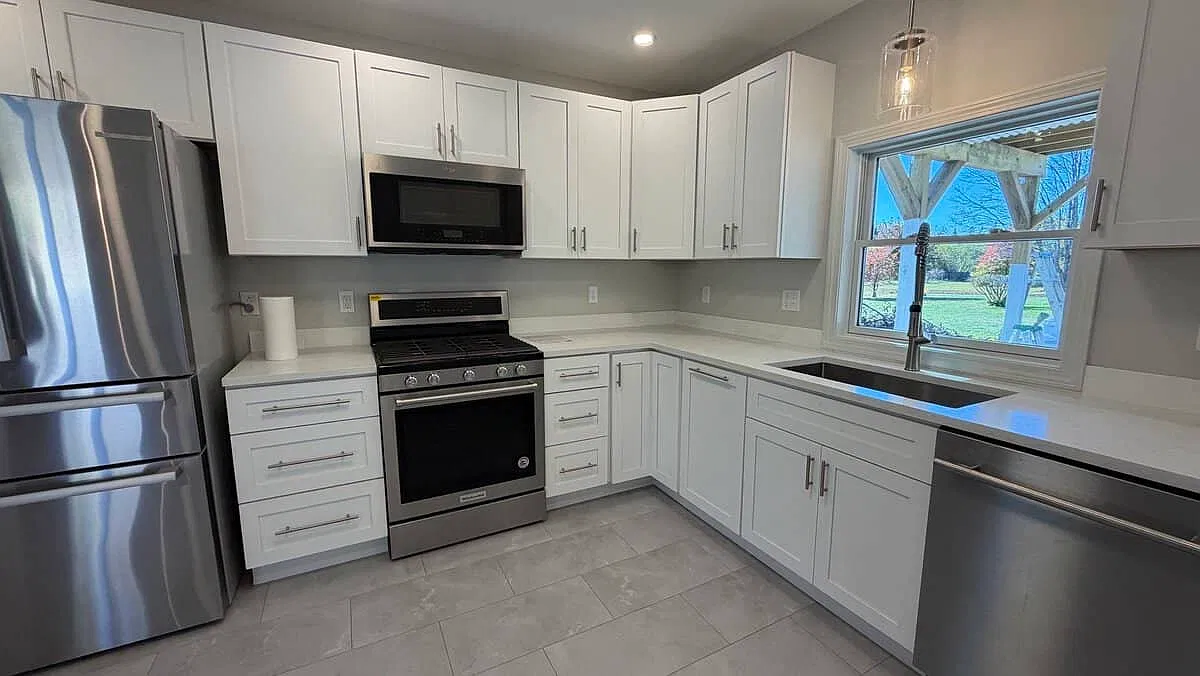 2 bed, 1400 sqft, $2,800 — Photo 2