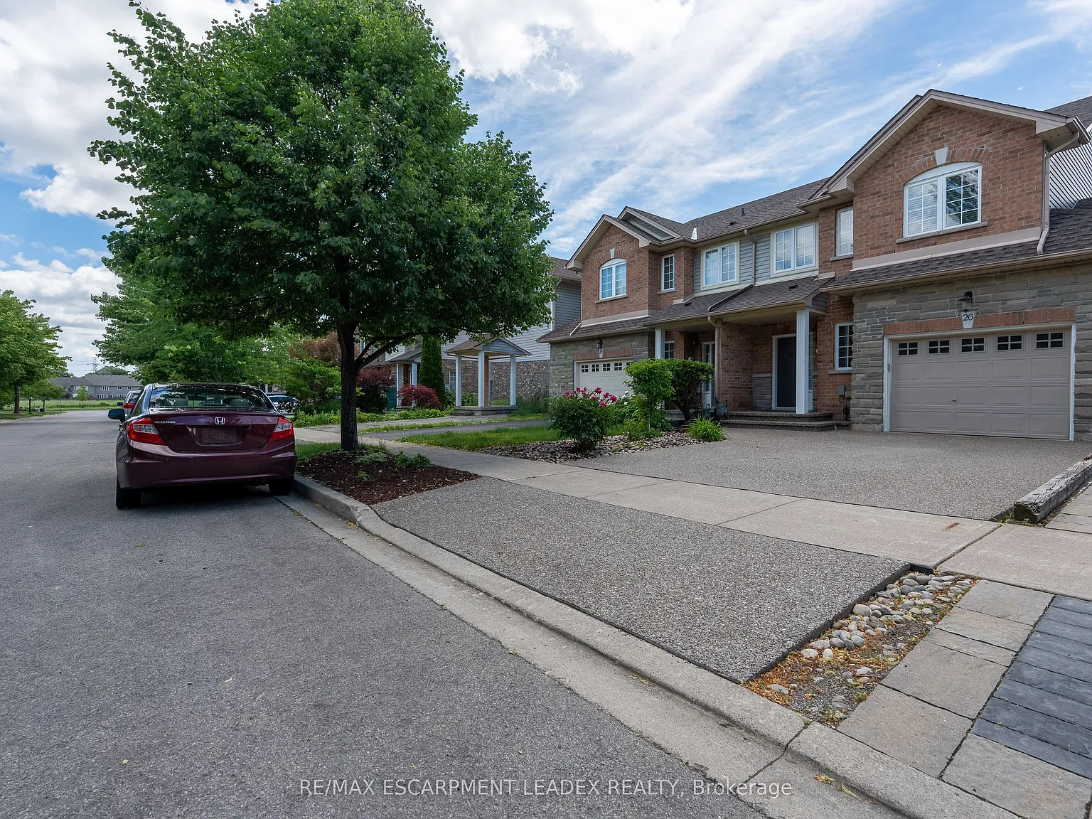 3 bed, $3,100 — Photo 2
