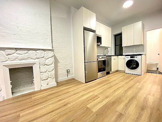 1st image of 446 W 55th St #1L