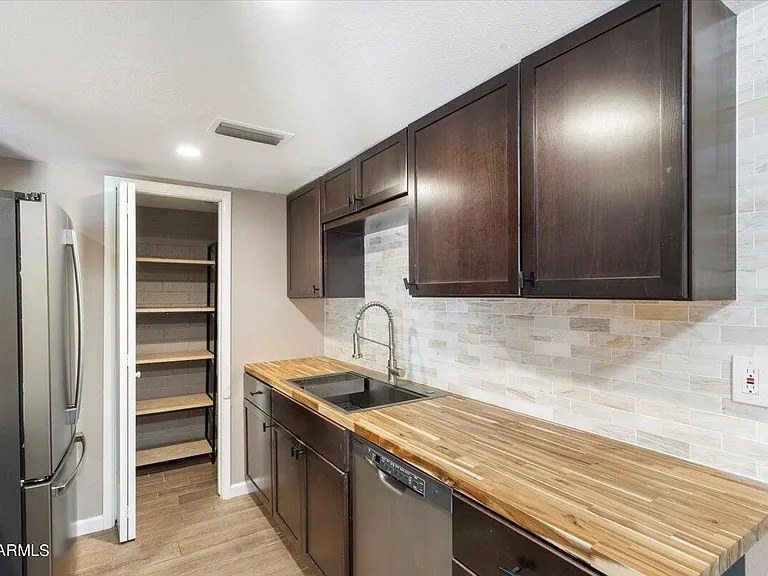 7810 E Keim Dr — Photo 9