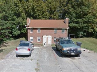 435 Holly Ridge Dr, Lilburn, GA 30047