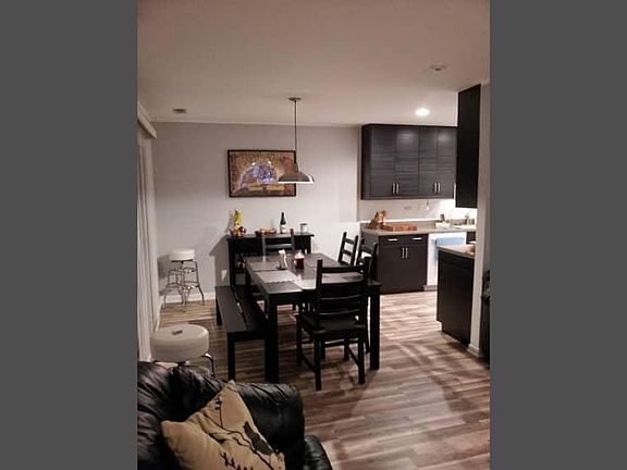 2nd image of 1605 Ashley Ct APT B