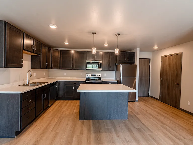 Fargo, ND Granger Court Apartments | Kitchen