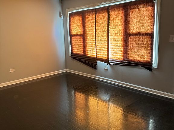 4th image of 19119 S Saint Lawrence Ave