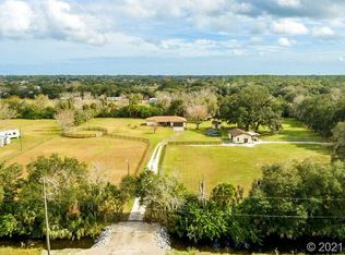 645 Williams Rd, New Smyrna Beach, FL 32168